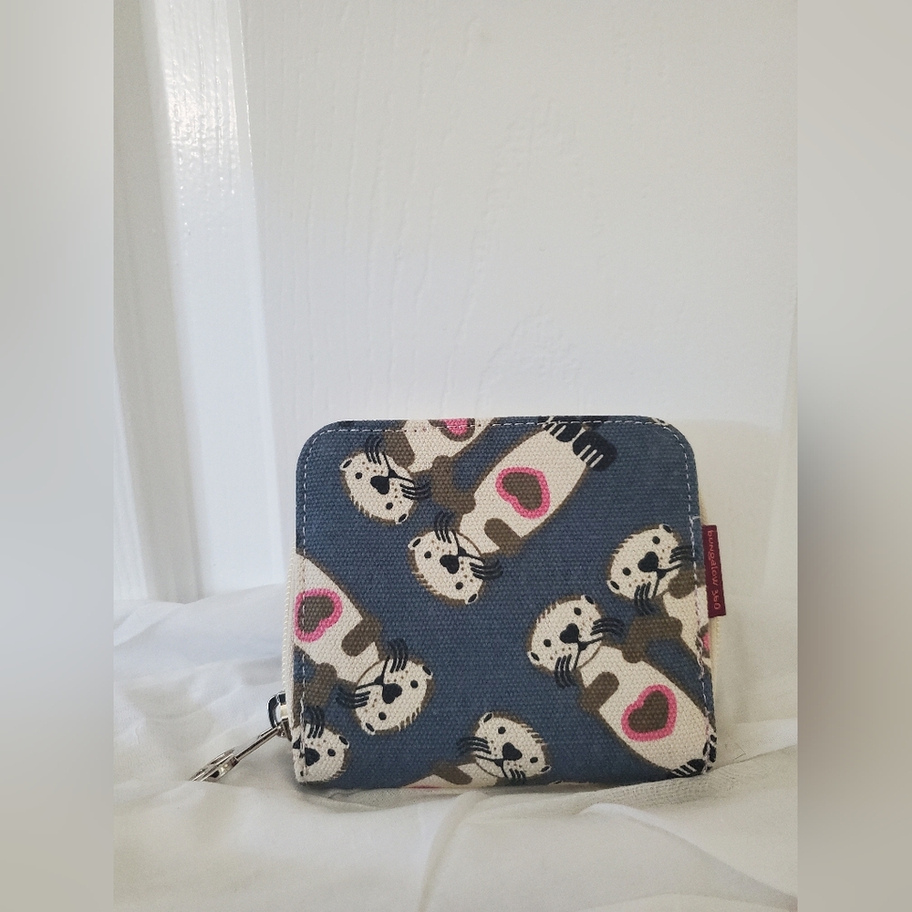 Bungalow 360 Otter Wallet
